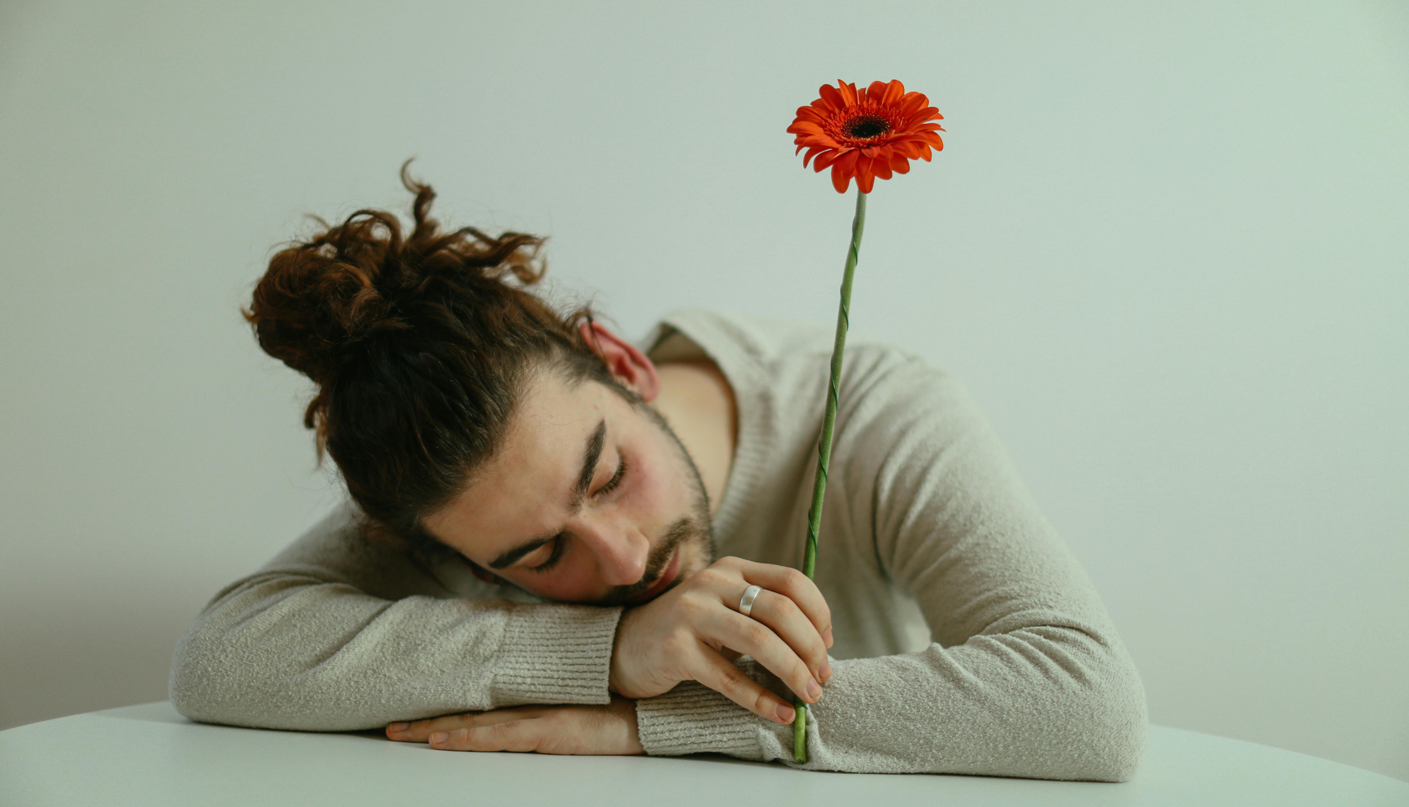 Dating and Stress: How to Stay Relaxed and Build Genuine Connections