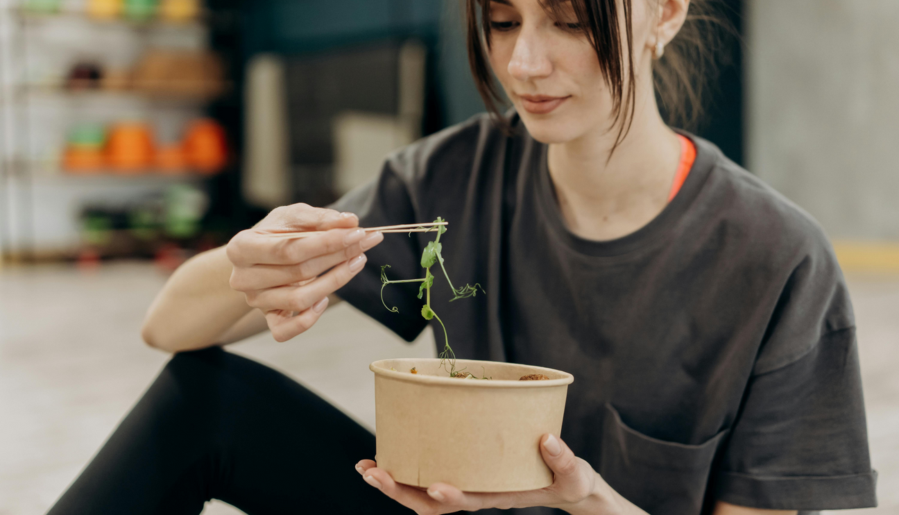The Fitness-Vegan Connection: Plant-Based Eating for Active Lifestyles